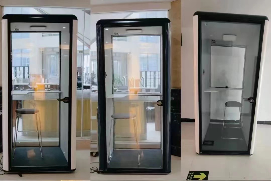 电话亭.jpg 电话亭.jpg