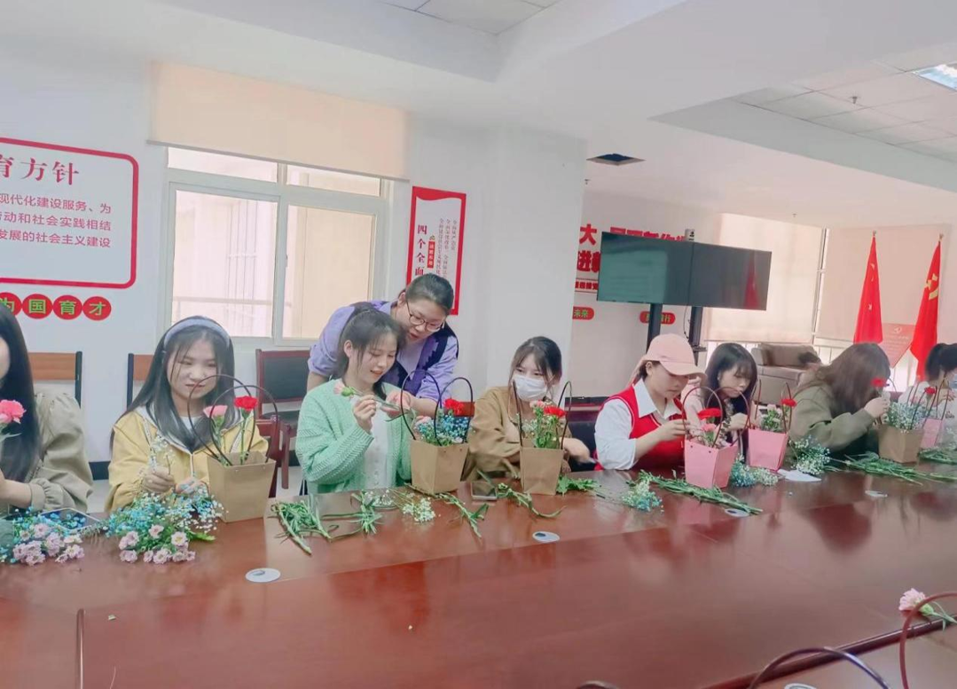 插花活动.png 插花活动.png